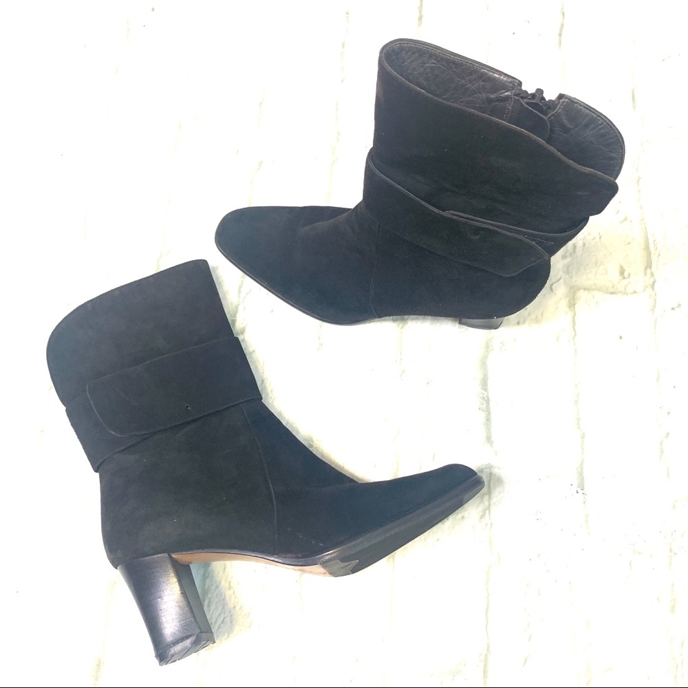 Guido Scariglia Italian suede booties